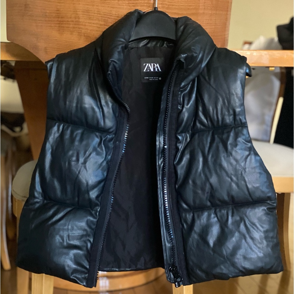 Zara Black Puffer Vest